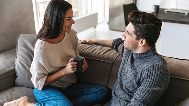 Cómo iniciar una conversación con un hombre Cáncer