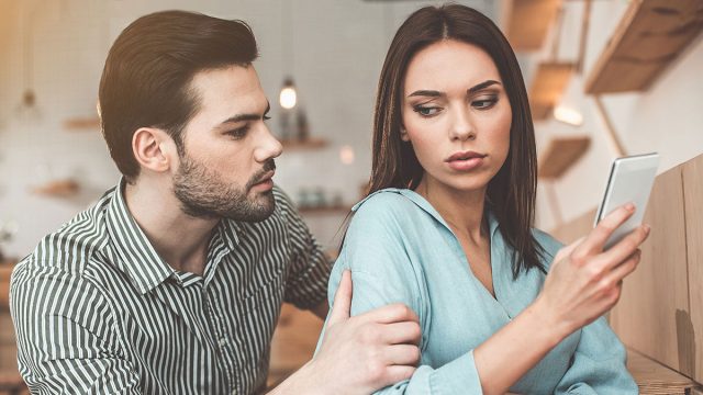 10 rasgos negativos del hombre Escorpio