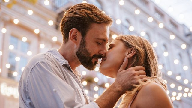 9 tips para besar a un hombre Aries y enamorarlo