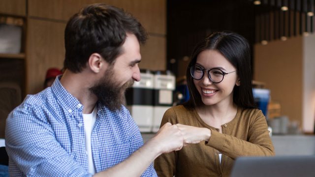 ¿Qué tipo de humor disfrutan los hombres Sagitario?