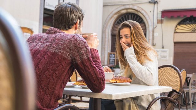 ¿A los hombres Sagitario les gustan las demostraciones públicas de afecto?