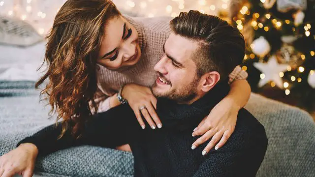 Las 10 principales señales de que le gustas a un hombre Sagitario Las 10 principales señales de que le gustas a un hombre Sagitario