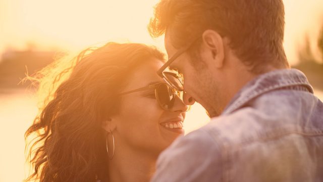 10 señales de que un hombre Virgo está enamorado de ti